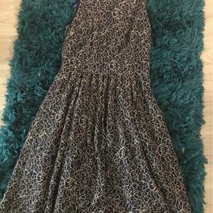 Zipper back swing dress, with mesh lining and zipper back exposed